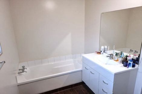 Photo of property in 24 Roy Douglas Place, Favona, Auckland, 2024