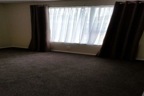 Photo of property in 17 Mckellar Place, Hornby, Christchurch, 8042