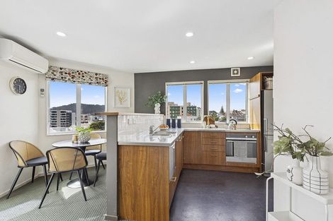 Photo of property in Winslow Apartments, 12/2 Ohiro Road, Aro Valley, Wellington, 6021