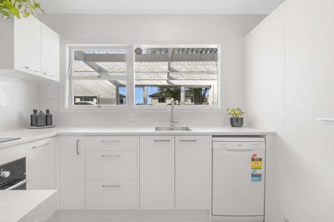 Photo of property in 4/49 Russell Road, Manurewa, Auckland, 2102