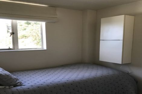 Photo of property in 4/154 Oriental Parade, Oriental Bay, Wellington, 6011