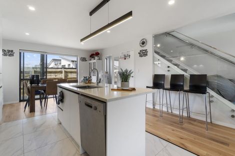 Photo of property in 890c Great South Road, Wiri, Auckland, 2104