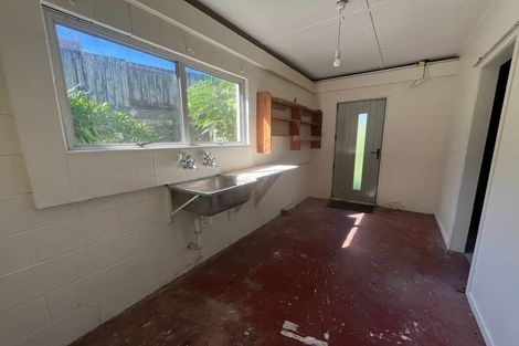 Photo of property in 41 Victoria Avenue, Waiuku, 2123