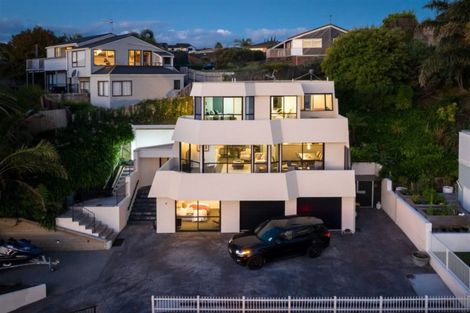 Photo of property in 2/4 Basilton Close, Bucklands Beach, Auckland, 2012
