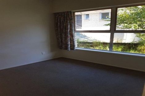 Photo of property in 2/61 Chartwell Avenue, Glenfield, Auckland, 0629