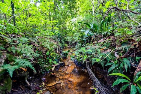 Photo of property in 1 High Road, Hawera, 4610