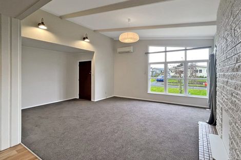 Photo of property in 3 Greenock Place, Awapuni, Palmerston North, 4412