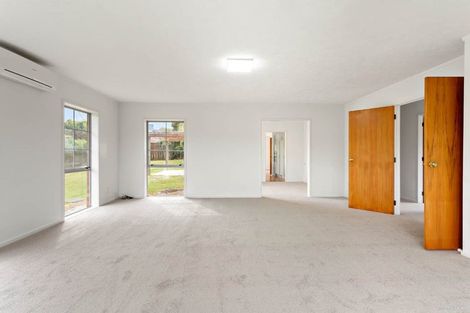 Photo of property in 23 Centorian Drive, Windsor Park, Auckland, 0632