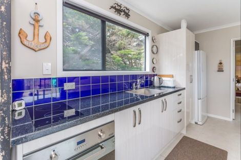 Photo of property in 16 Te Kiri Street, Himatangi Beach, Foxton, 4891