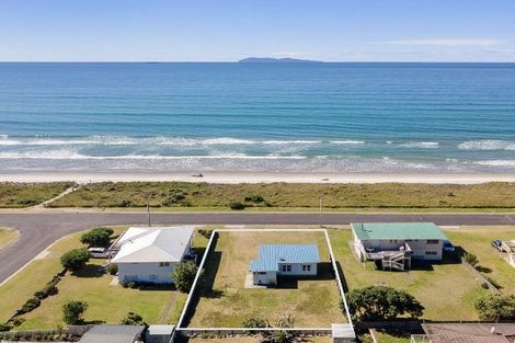Photo of property in 96 Broadway Road, Waihi Beach, 3611