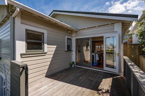 Photo of property in 7 Hohiria Road, Hataitai, Wellington, 6021