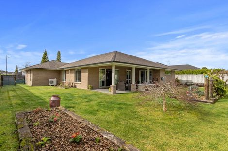 Photo of property in 9 Amokura Crescent, Flagstaff, Hamilton, 3210