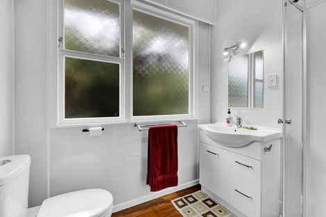 Photo of property in 1 High Road, Hawera, 4610