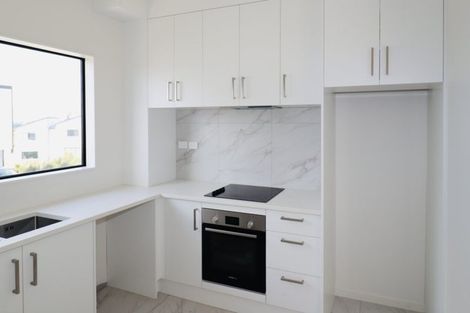 Photo of property in 9 Heketara Place, Papakura, 2110