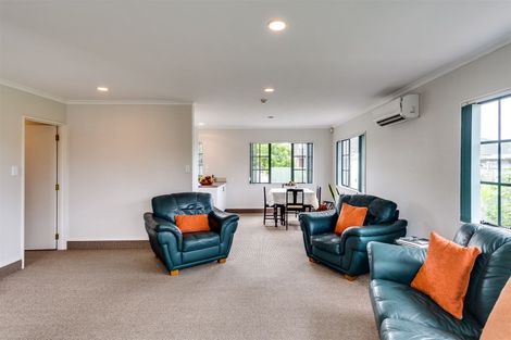 Photo of property in 1/2 Spriggs Crescent, Greenmeadows, Napier, 4112