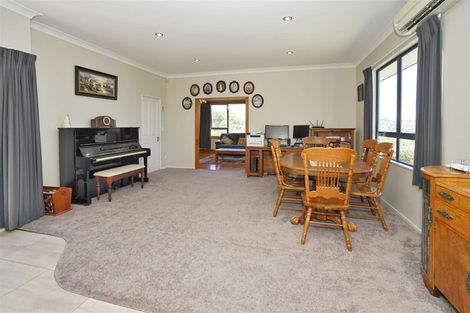 Photo of property in 11 Guernsey Place, Grandview Heights, Hamilton, 3200