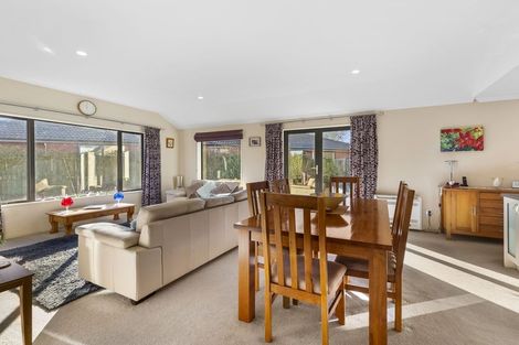 Photo of property in 20 Pohutukawa Crescent, Parklands, Christchurch, 8083