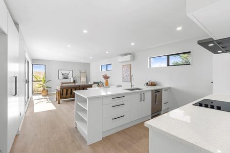 Photo of property in 28 Mabel Crescent, Halswell, Christchurch, 8025