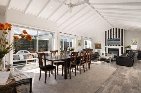 Photo of property in 31 Maria Tini Drive, Papamoa Beach, Papamoa, 3118