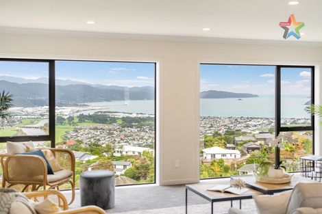 Photo of property in 12 Poto Road, Normandale, Lower Hutt, 5010