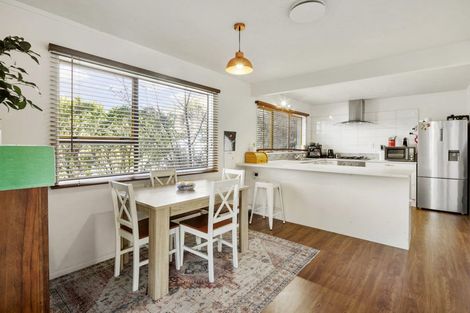 Photo of property in 9 Clifford Road, Johnsonville, Wellington, 6037