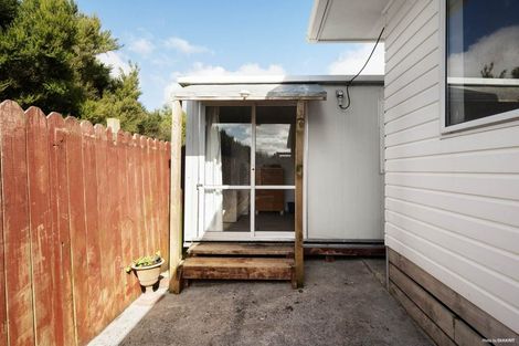 Photo of property in 1/18 Eulogy Place, Randwick Park, Auckland, 2105