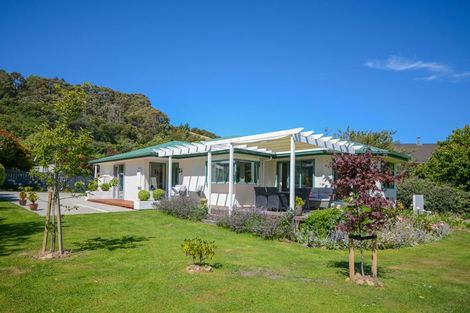 Photo of property in 39b Pawsons Valley Road, Duvauchelle, 7581