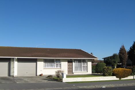 Photo of property in 2/2 Third Street, Belfast, Christchurch, 8051