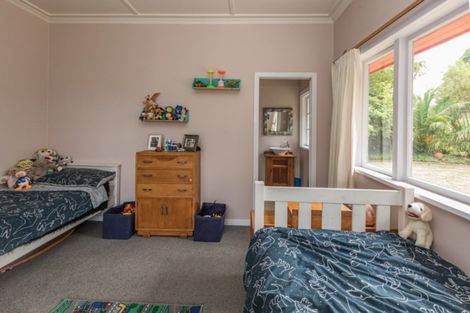 Photo of property in 10 Miller Street, Otane, 4202