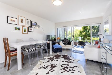 Photo of property in 9/6a Sarsfield Street, Herne Bay, Auckland, 1011