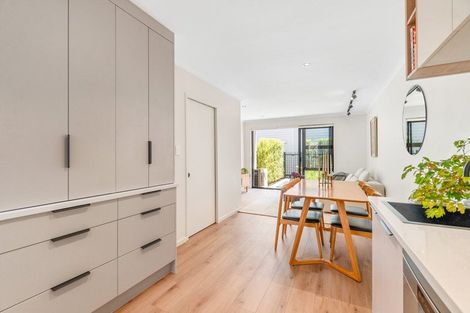 Photo of property in 1092c Great North Road, Point Chevalier, Auckland, 1022