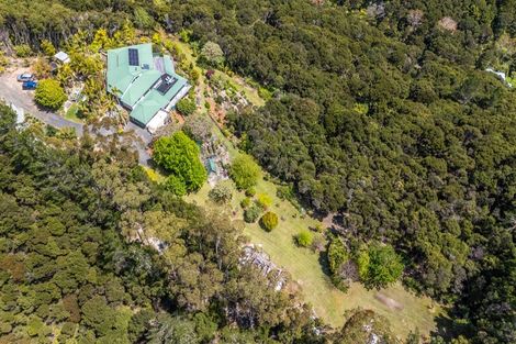 Photo of property in 104 Te Wahapu Road, Russell, 0272