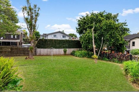 Photo of property in 5 Fifeshire Street, Belmont, Auckland, 0622