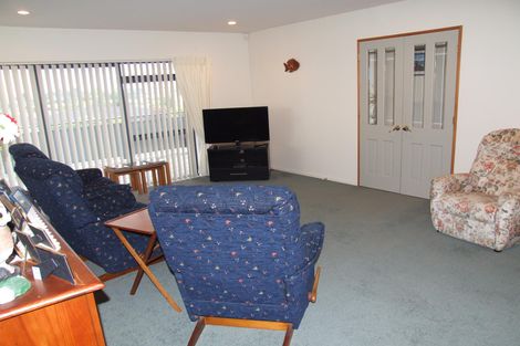 Photo of property in 47 Arrowsmith Avenue, Waipahihi, Taupo, 3330
