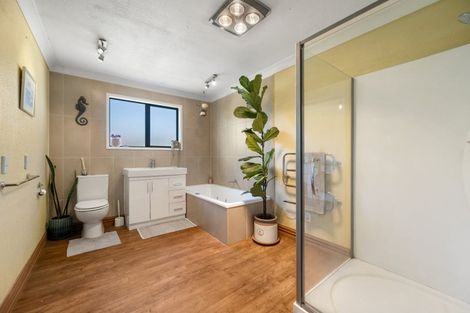 Photo of property in 432 Domain Road, Lake Hawea, Wanaka, 9382