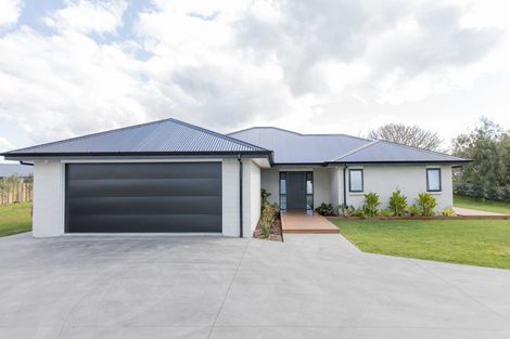 Photo of property in 60 Racecourse Road, Whitianga, 3510