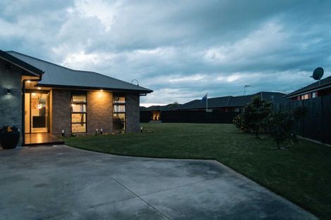 Photo of property in 23 Tiaki Way, Cambridge, 3434