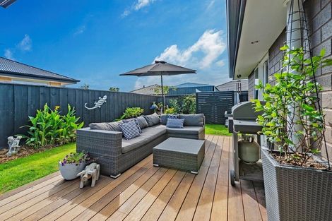 Photo of property in 2 Highworth Crescent, Rolleston, 7615