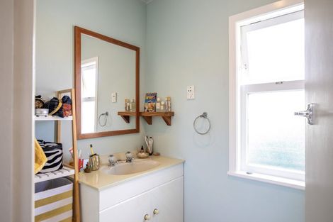 Photo of property in 55 Wainui Road, Raglan, 3225