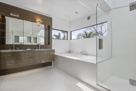 Photo of property in 36 Lake View Road, Takapuna, Auckland, 0622