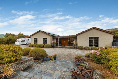 Photo of property in 57 Hall Road, Bannockburn, Cromwell, 9384