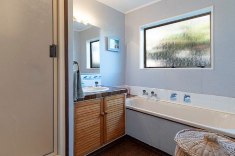 Photo of property in 145 Bellevue Road, Brookfield, Tauranga, 3110