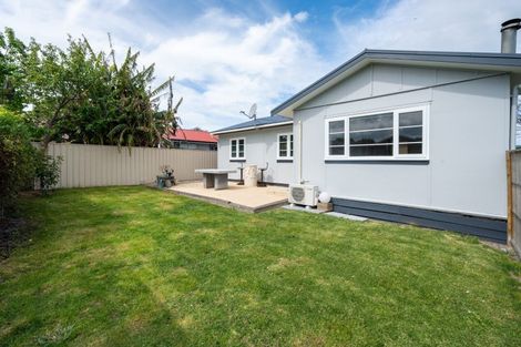 Photo of property in 2 Leyland Road, Te Awanga, 4102