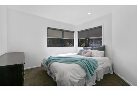 Photo of property in 13/3 The Avenue, Albany, Auckland, 0632