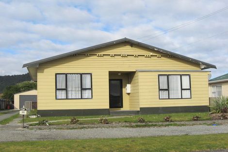 Photo of property in 55 Doyle Street, Blaketown, Greymouth, 7805