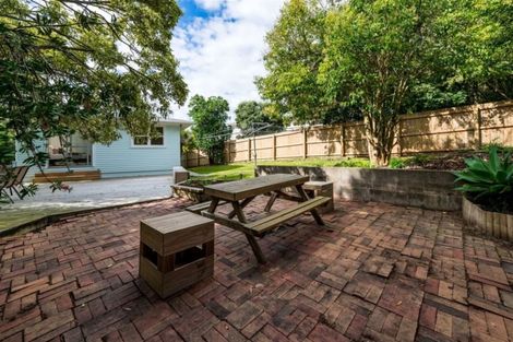 Photo of property in 2 Taioma Crescent, Te Atatu Peninsula, Auckland, 0610