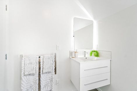 Photo of property in 3/75 Barbour Street, Waltham, Christchurch, 8011