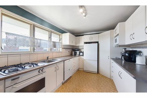 Photo of property in 3 Mclean Avenue, Papatoetoe, Auckland, 2025