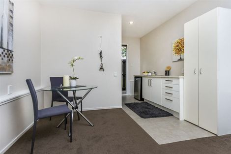Photo of property in 208 Beach Haven Road, Beach Haven, Auckland, 0626