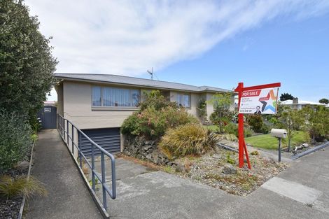 Photo of property in 14 Dumbarton Place, Strathern, Invercargill, 9812